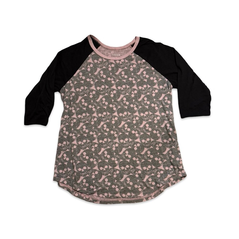Torrid Faded Purple and Black Skull Graphic Baseball Tee - Size 1X